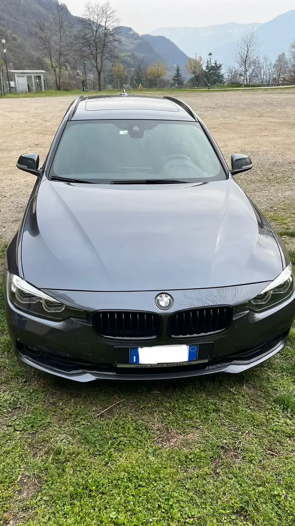BMW 320 320d Touring xdrive Sport auto Shadow Grigio - 1