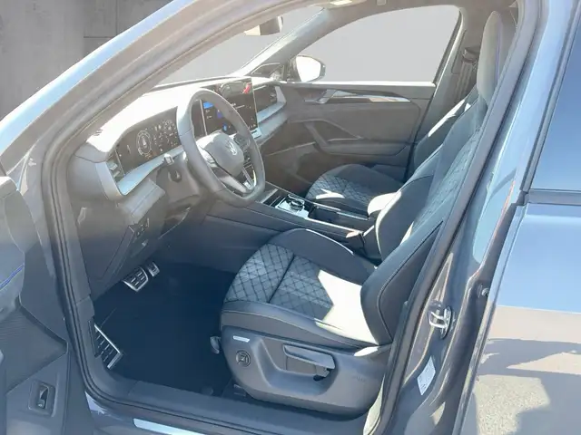 Volkswagen Tayron view 9