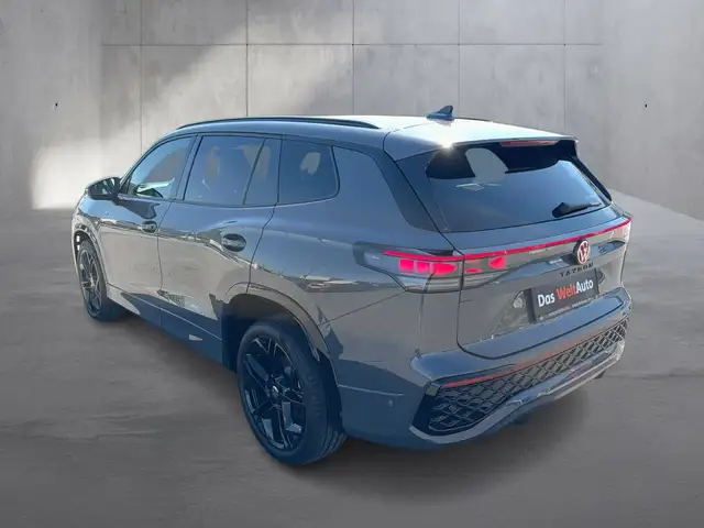 Volkswagen Tayron view 3