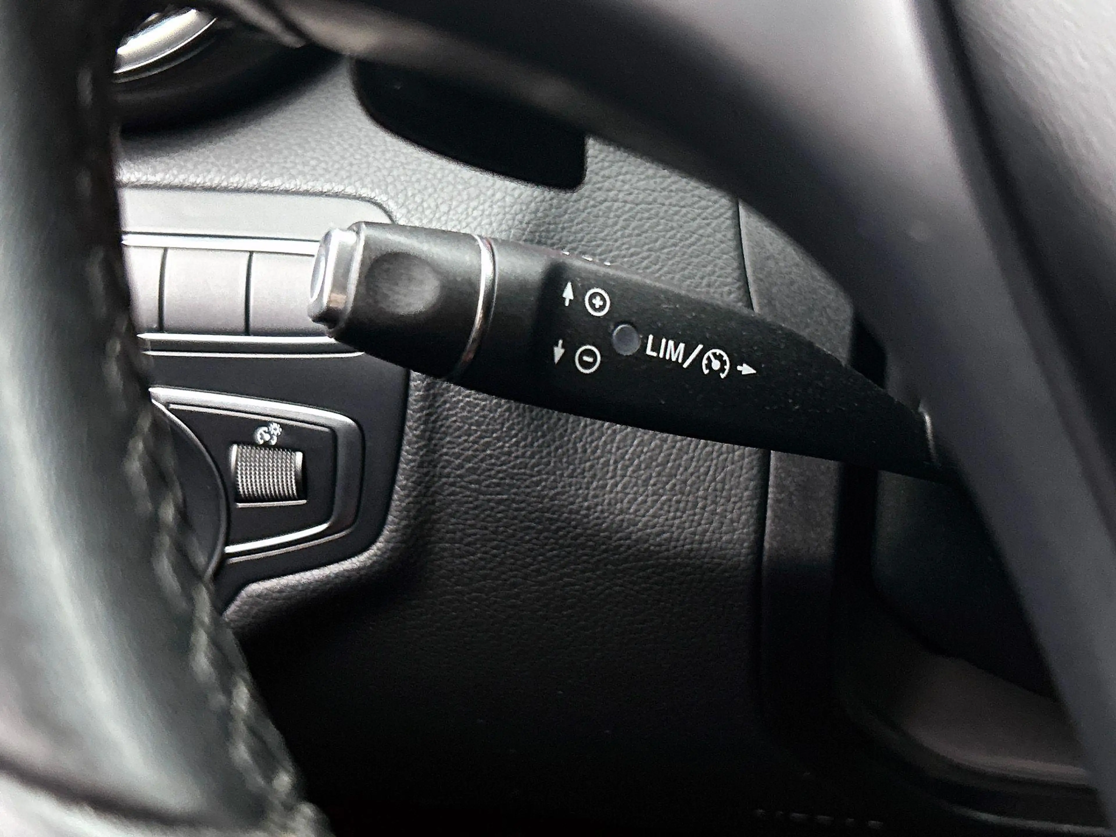 Mercedes-Benz C 350 Break C E | Luchtvering | Navigatie | Parkeer Pack — photo 10