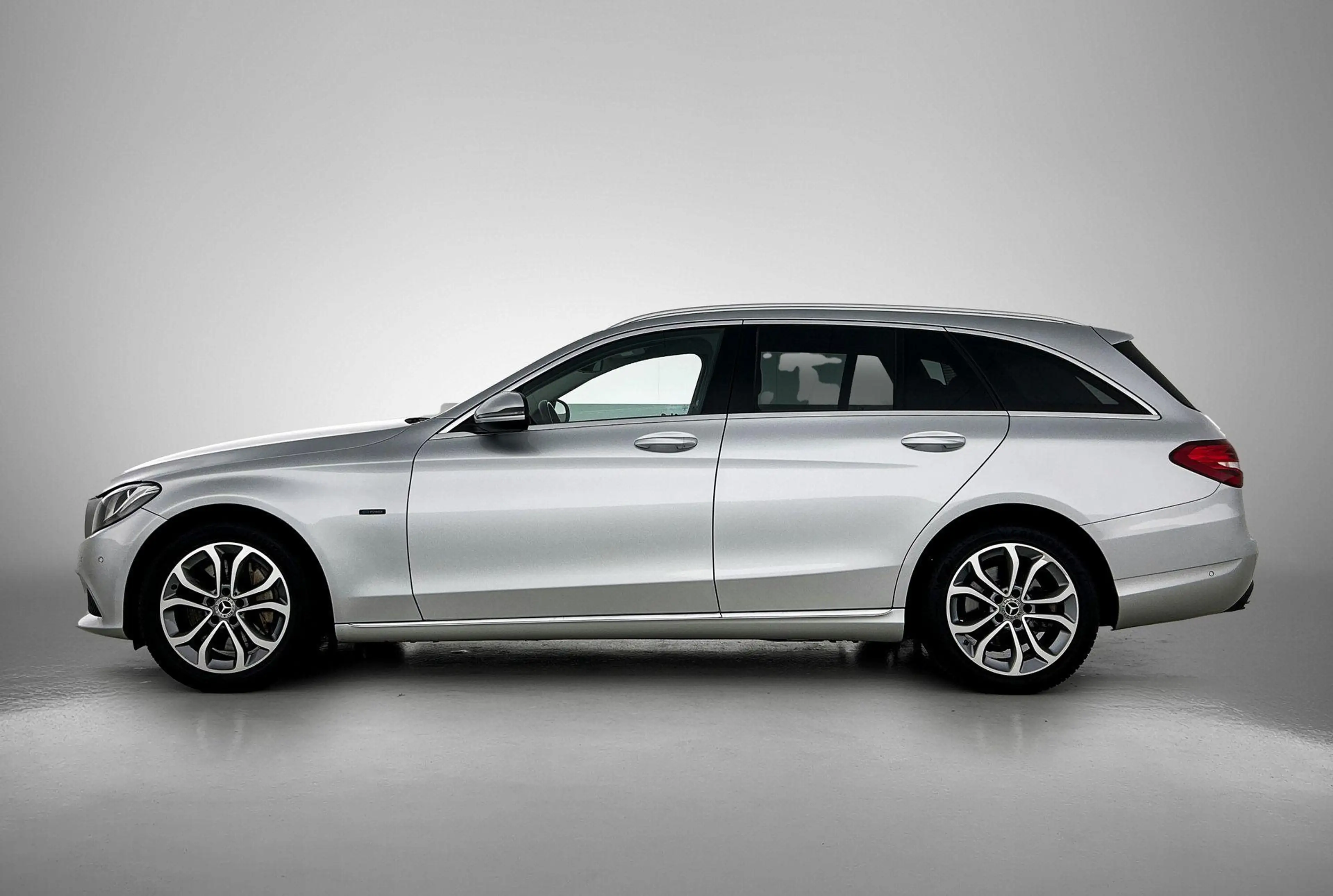 Mercedes-Benz C 350 Break C E | Luchtvering | Navigatie | Parkeer Pack — photo 3