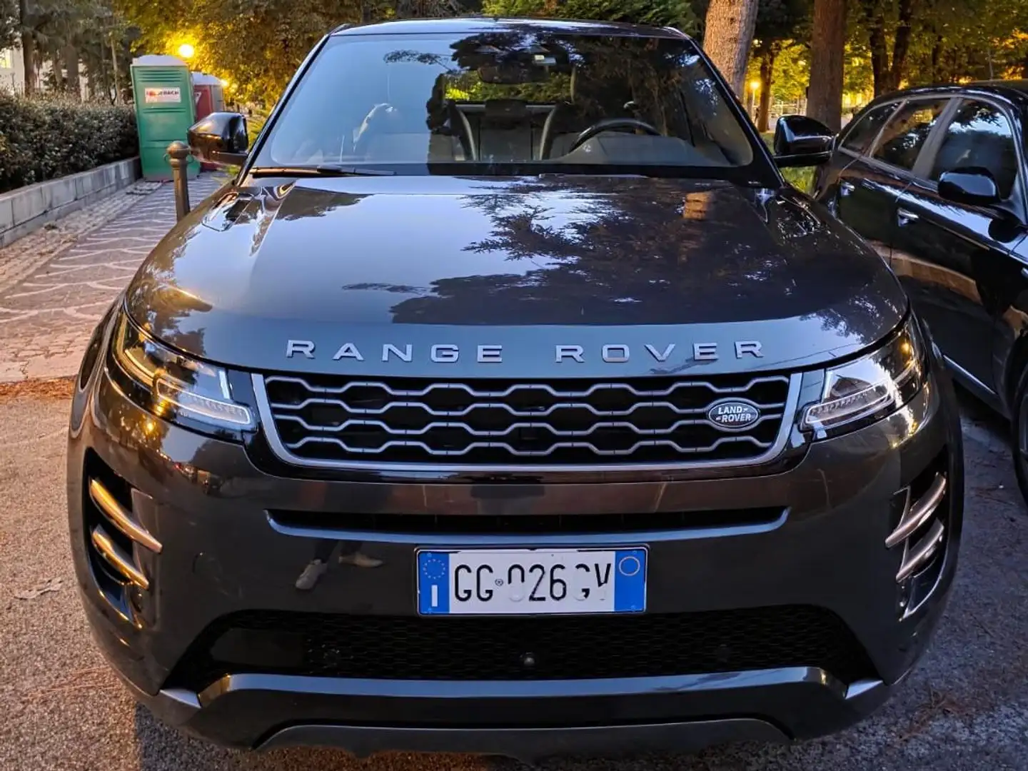 Land Rover Range Rover Evoque Range Rover EvoqueII2.0di4mhevR-DynamicHSEawd163cv Noir - 2