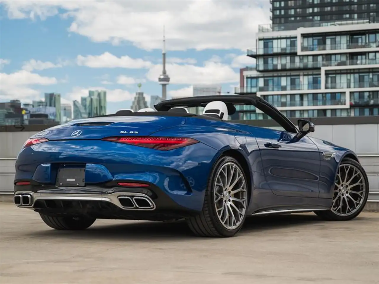 Mercedes-Benz SL снимка Mercedes-Benz SL