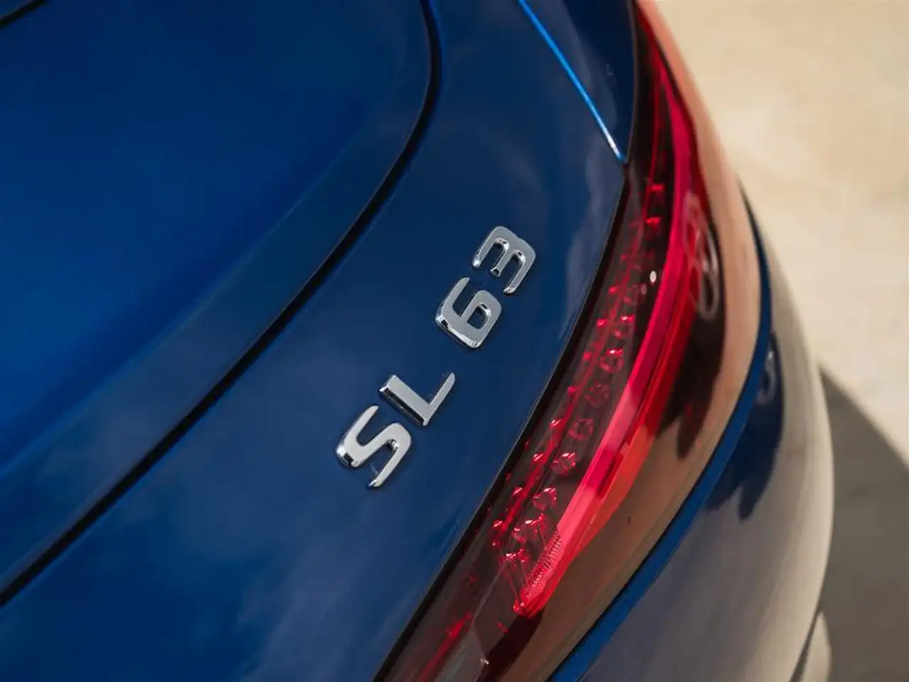 Mercedes-Benz SL снимка Mercedes-Benz SL