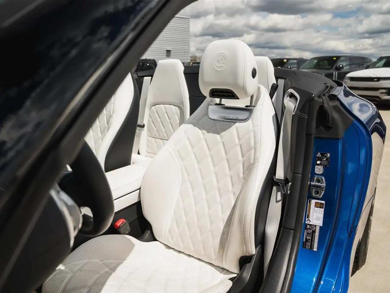 Mercedes-Benz SL снимка Mercedes-Benz SL