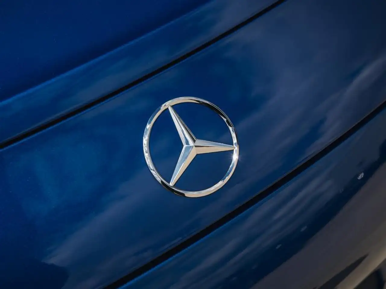 Mercedes-Benz SL снимка Mercedes-Benz SL