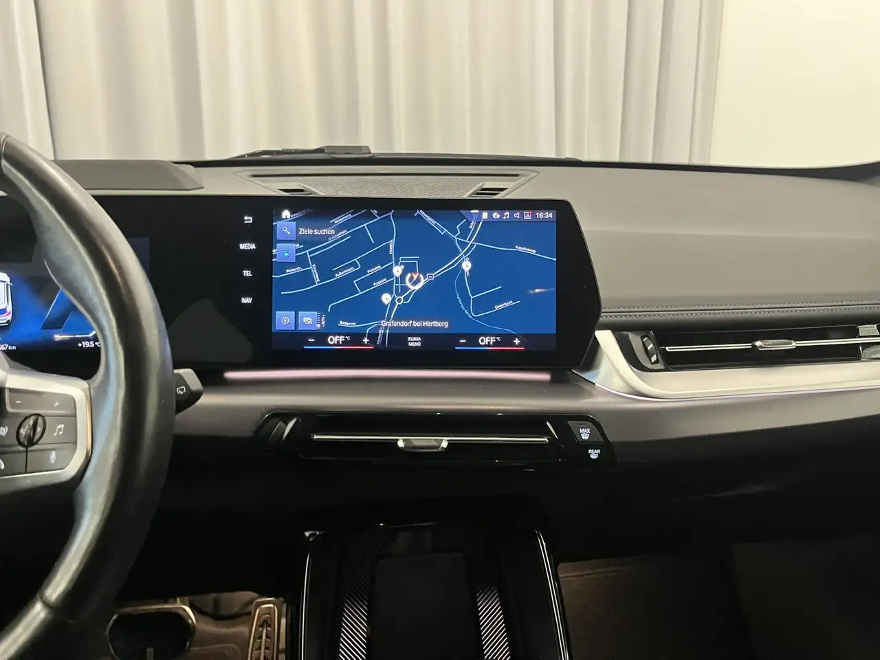 BMW iX1 xDrive30 *M-Sportpaket / Innovationspaket / AHV*, миниатюра 12