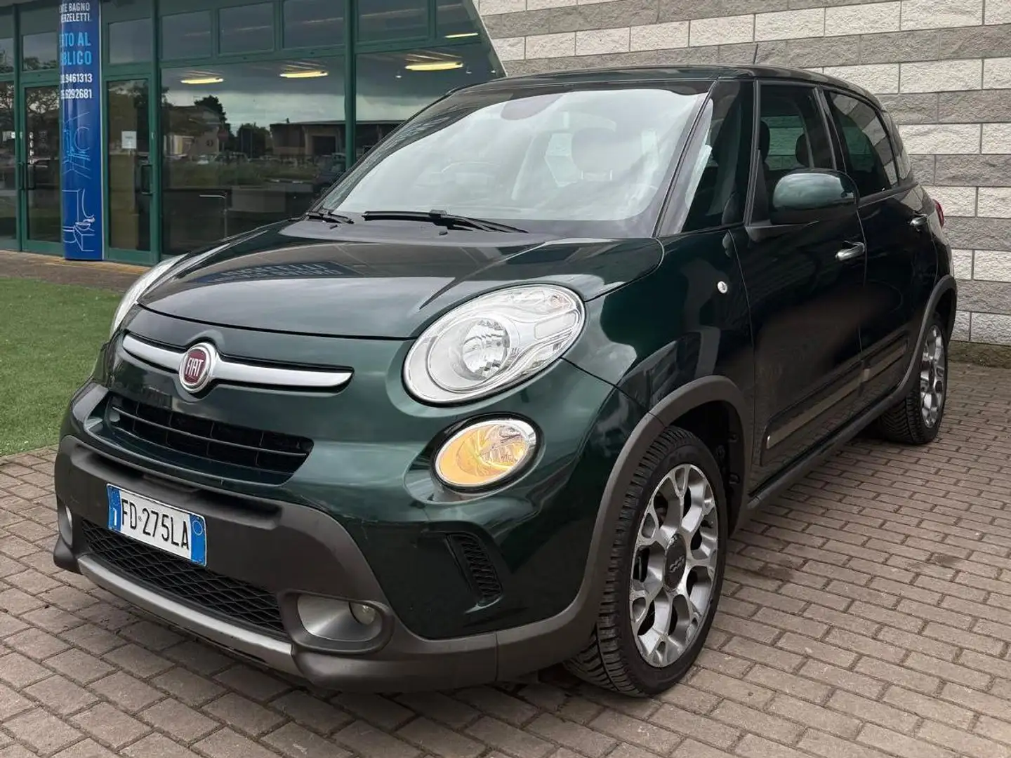 Fiat 500L 500L 1.6 mjt Trekking 120cv E6 Groen - 2