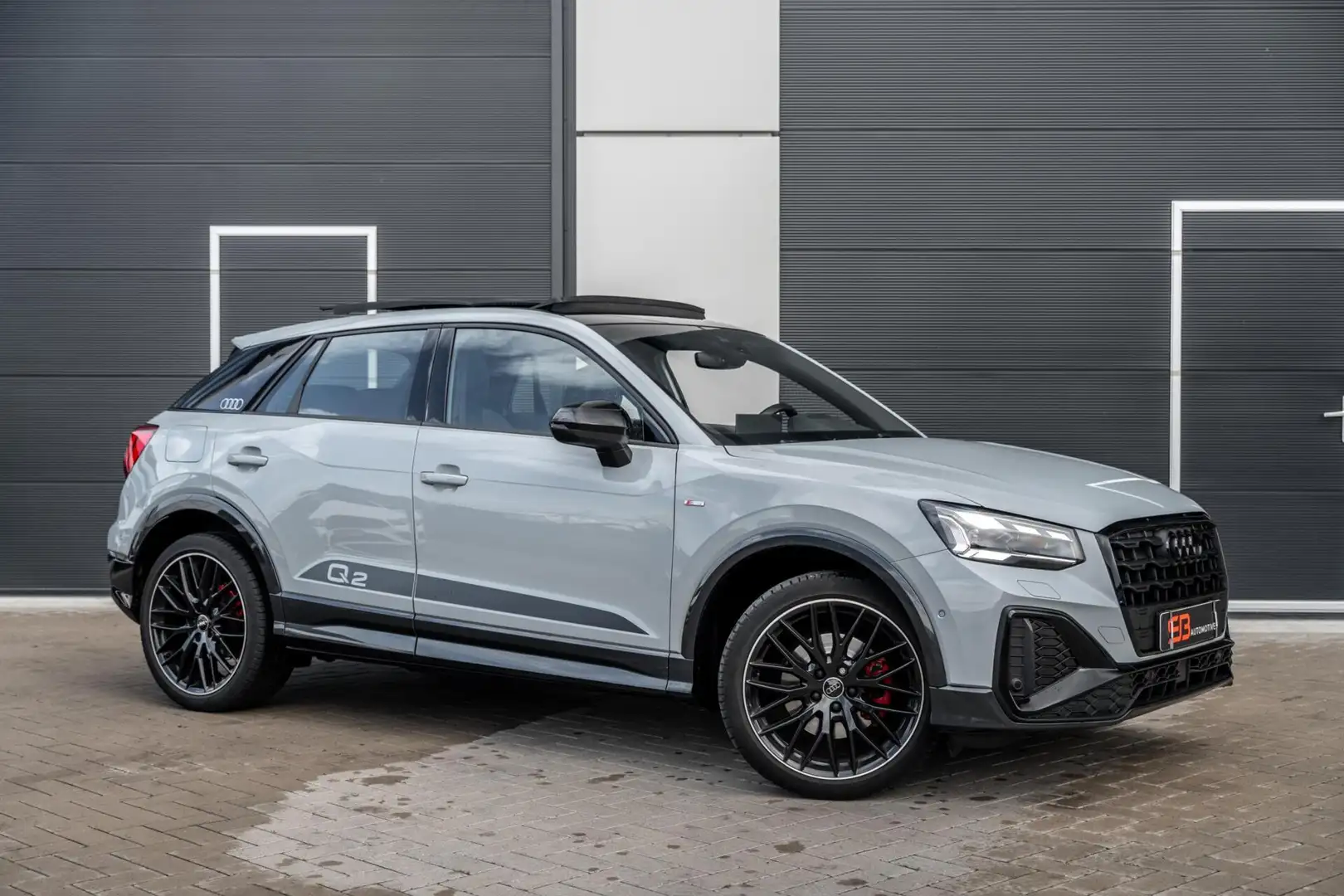 Audi Q2 35 TFSI S Line Leder|Cam|Nardo|Keyless|Pano|BOMVOL Grijs - 1