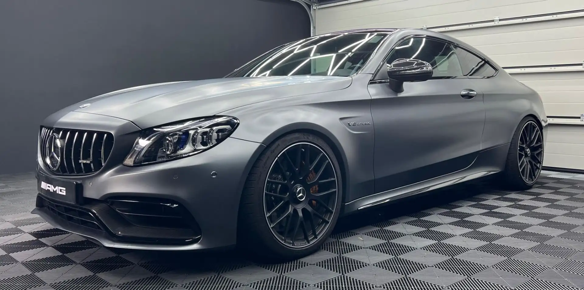 Mercedes-Benz C 63 AMG C 63 S AMG Coupe, KERAMIK, VOLLAUSSTATTUNG Grau - 1