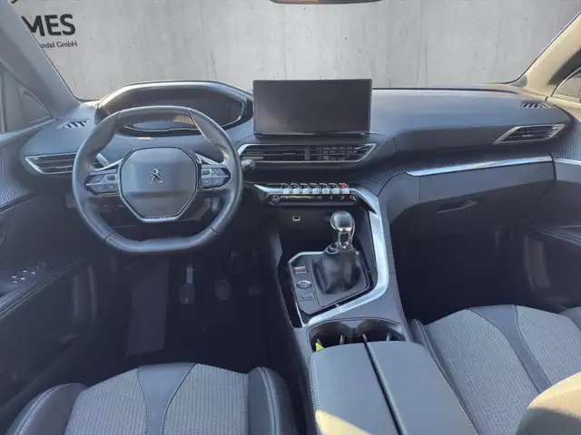 Peugeot 3008 view 12