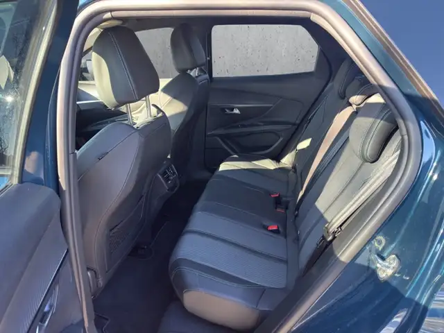 Peugeot 3008 view 8