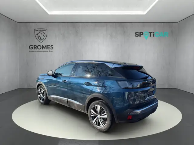 Peugeot 3008 view 5
