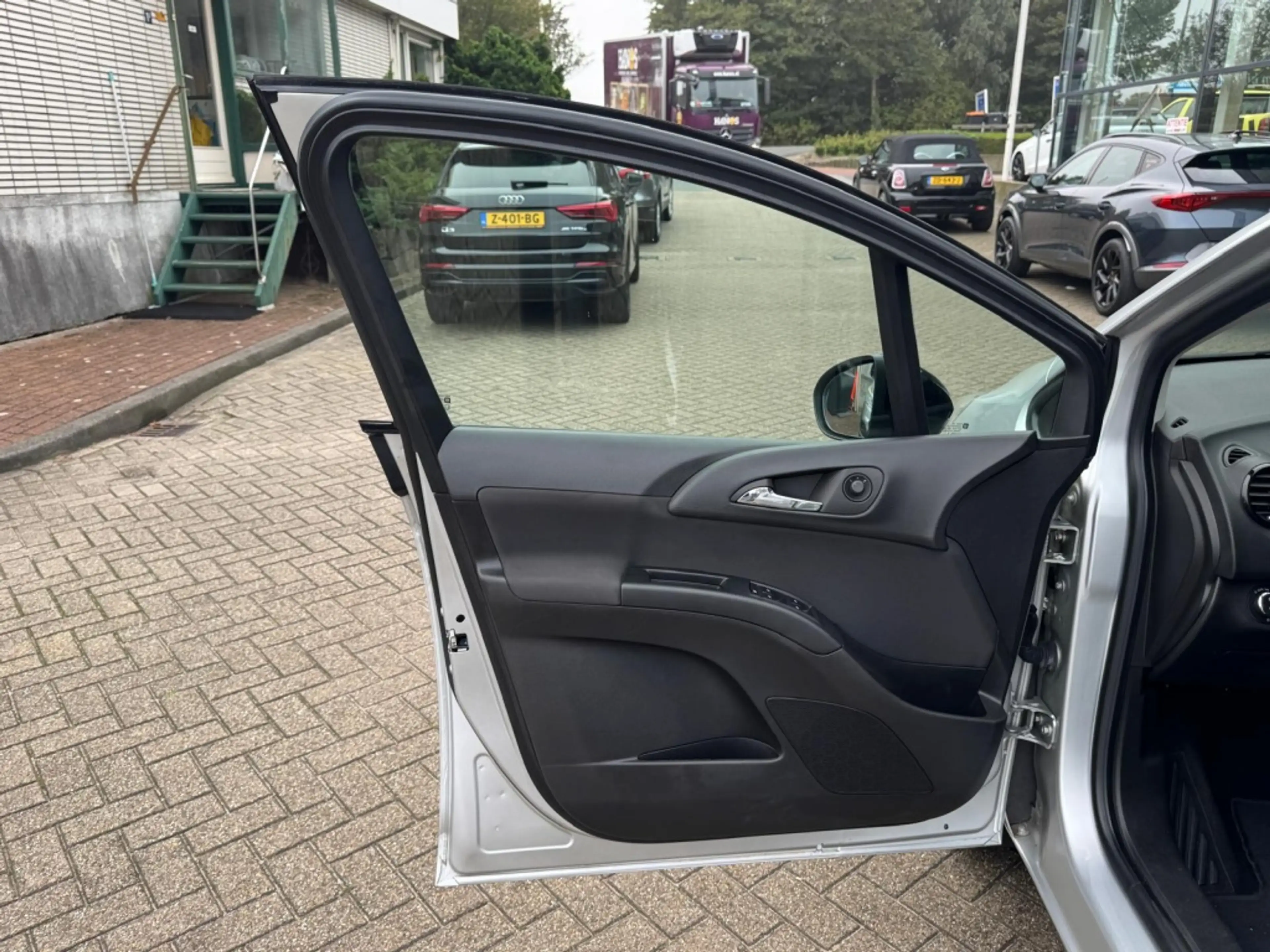 Opel Meriva 1.4 Turbo Start/Stop ecoFLEX 120pk Design Edition — photo 14