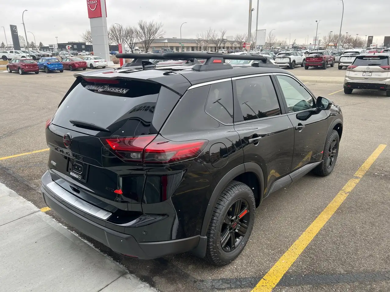 Nissan Rogue снимка Nissan Rogue