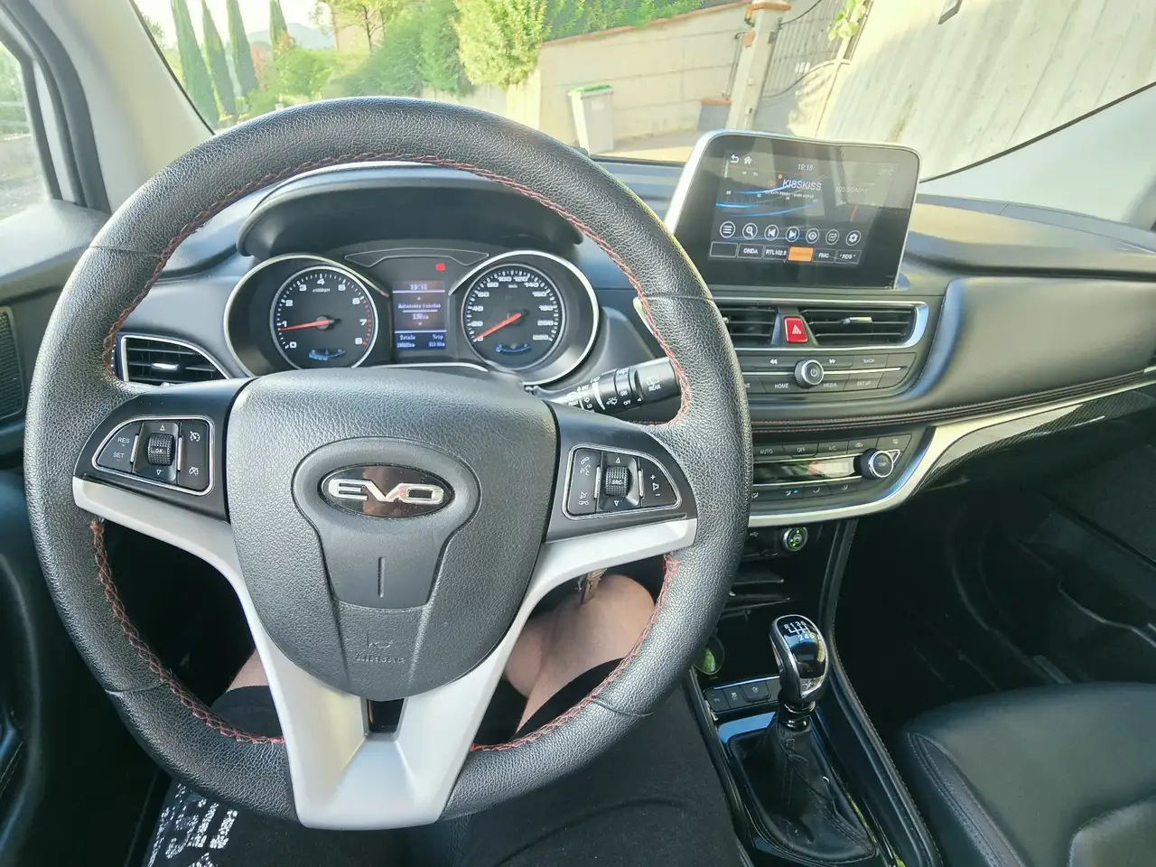 DR Automobiles DR4 2022