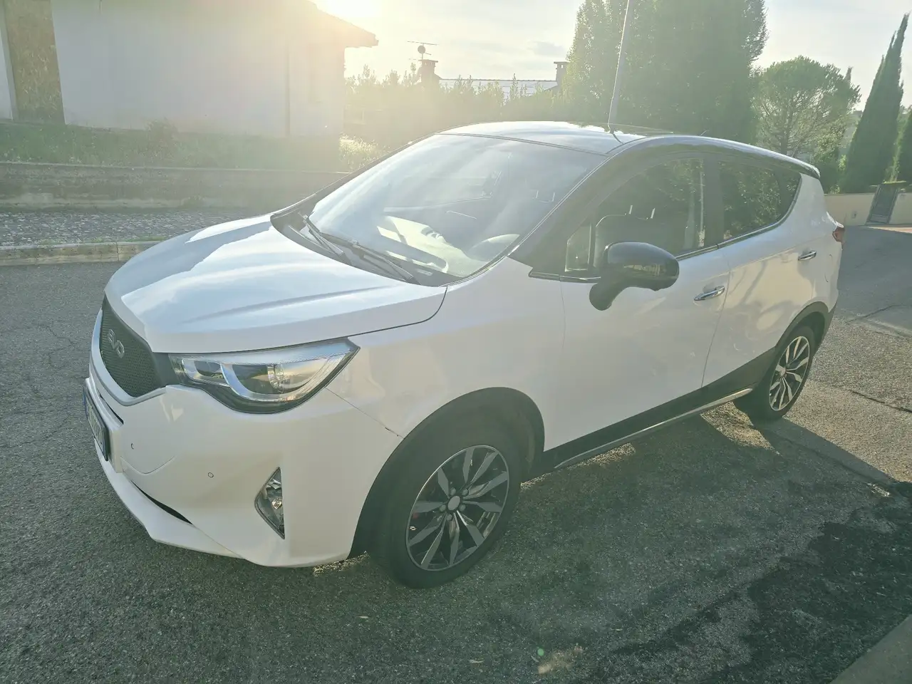 DR Automobiles DR4 2022