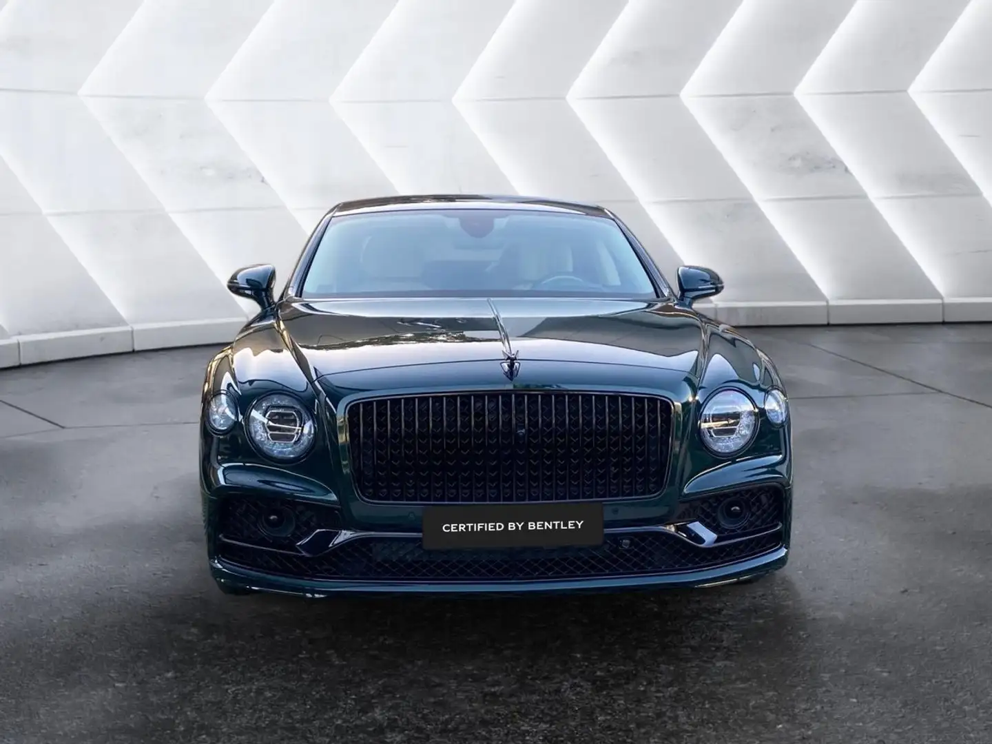 Bentley Flying Spur Hybrid Verde - 2