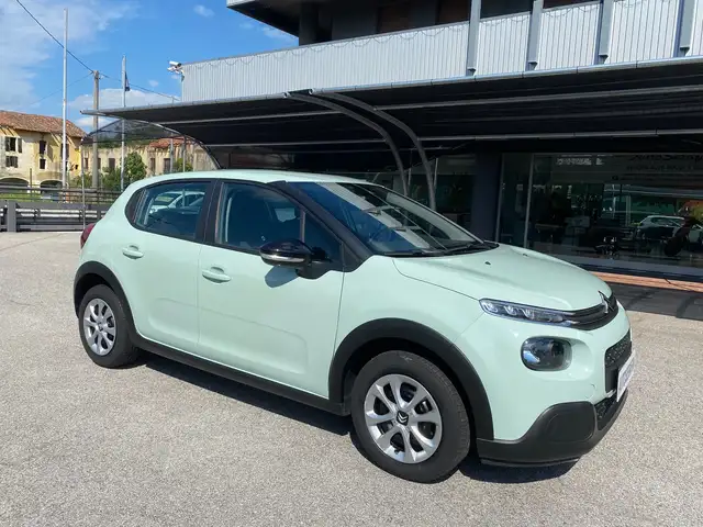 Citroen C3 C3 III 2017 1.2 puretech Live 68cv my18