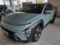 Hyundai KONA SX2 1.0 T-Gdi DCT 2WD TREND*elektrische Heckklappe Verde - thumbnail 3