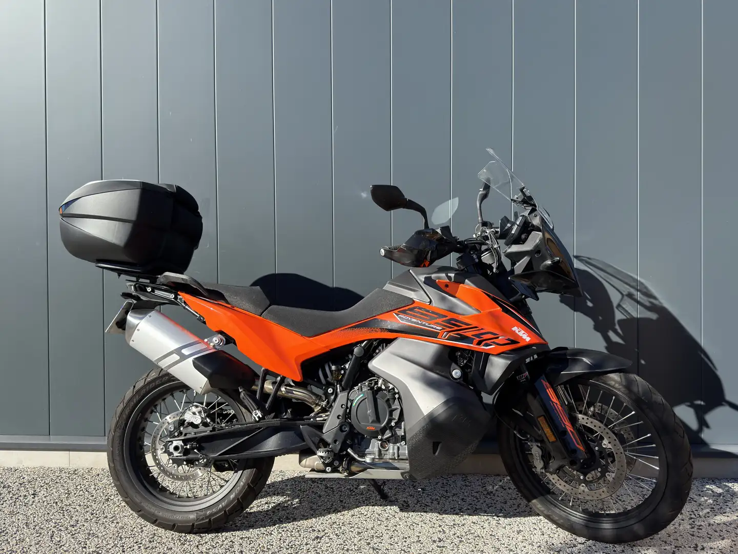KTM 890 Adventure - 1