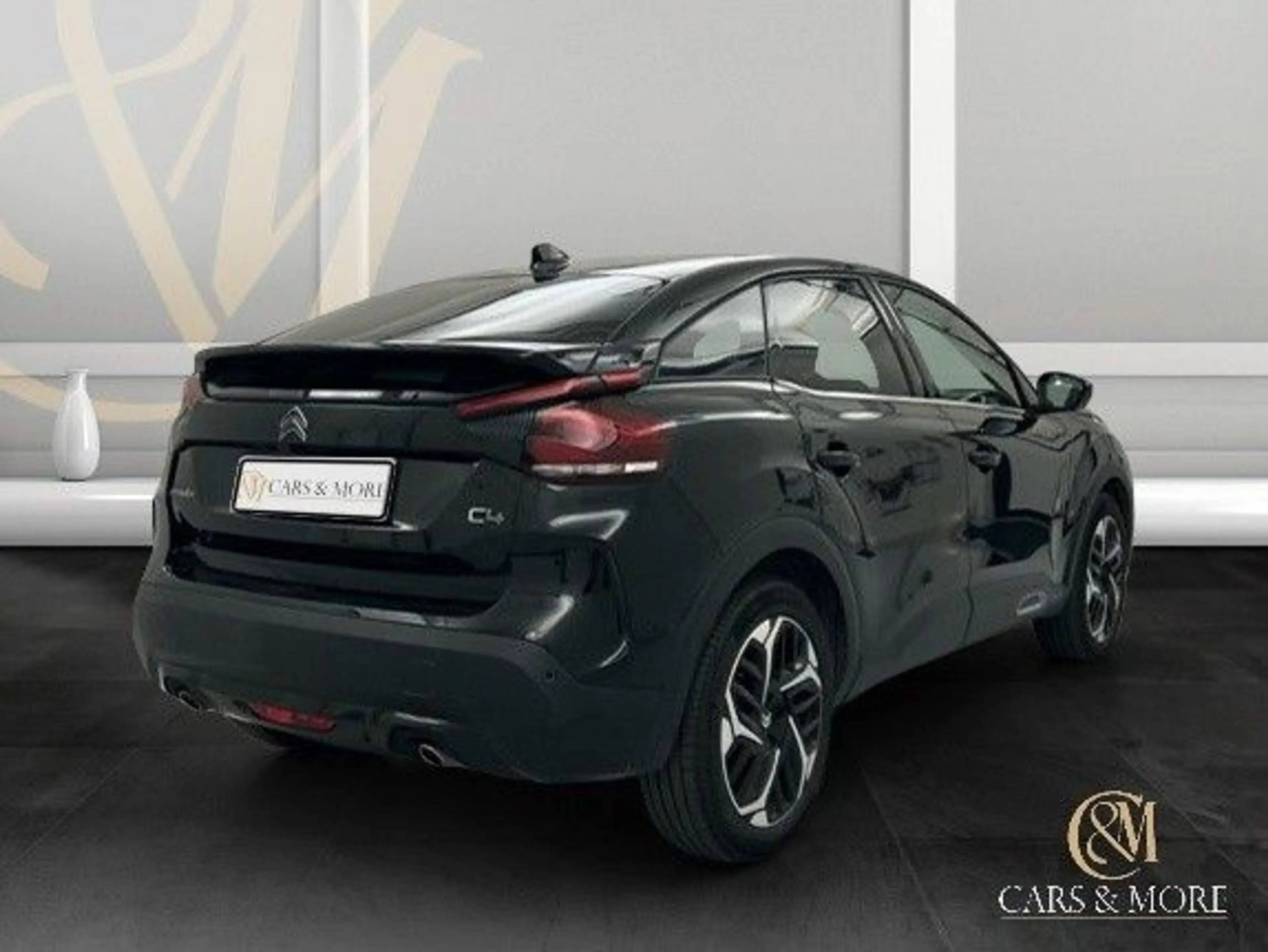 Citroen C4 Lim. Shine T.Leder Navi HuD LED RFK SHZ LHZ — photo 4