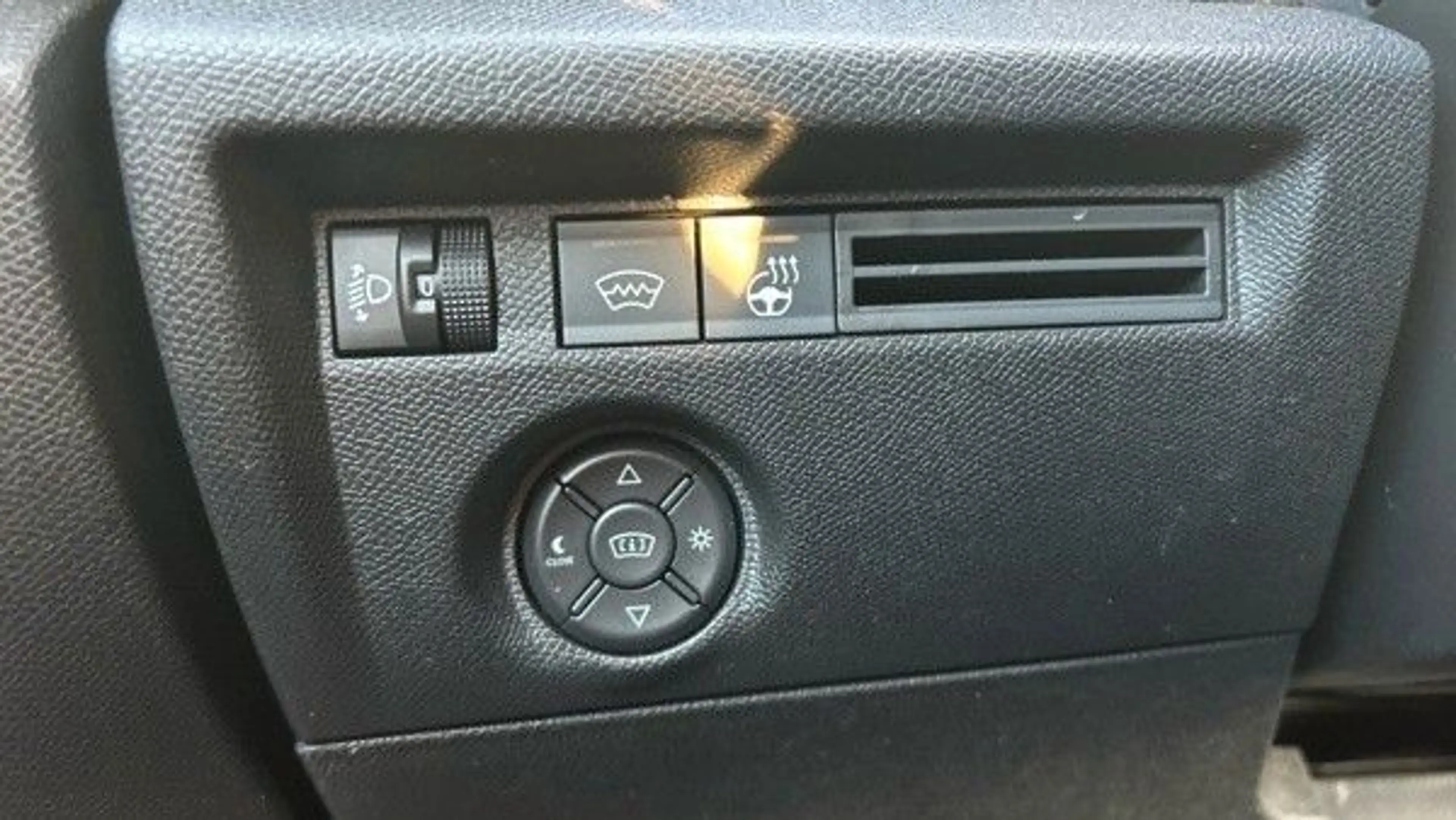 Citroen C4 Lim. Shine T.Leder Navi HuD LED RFK SHZ LHZ — photo 11