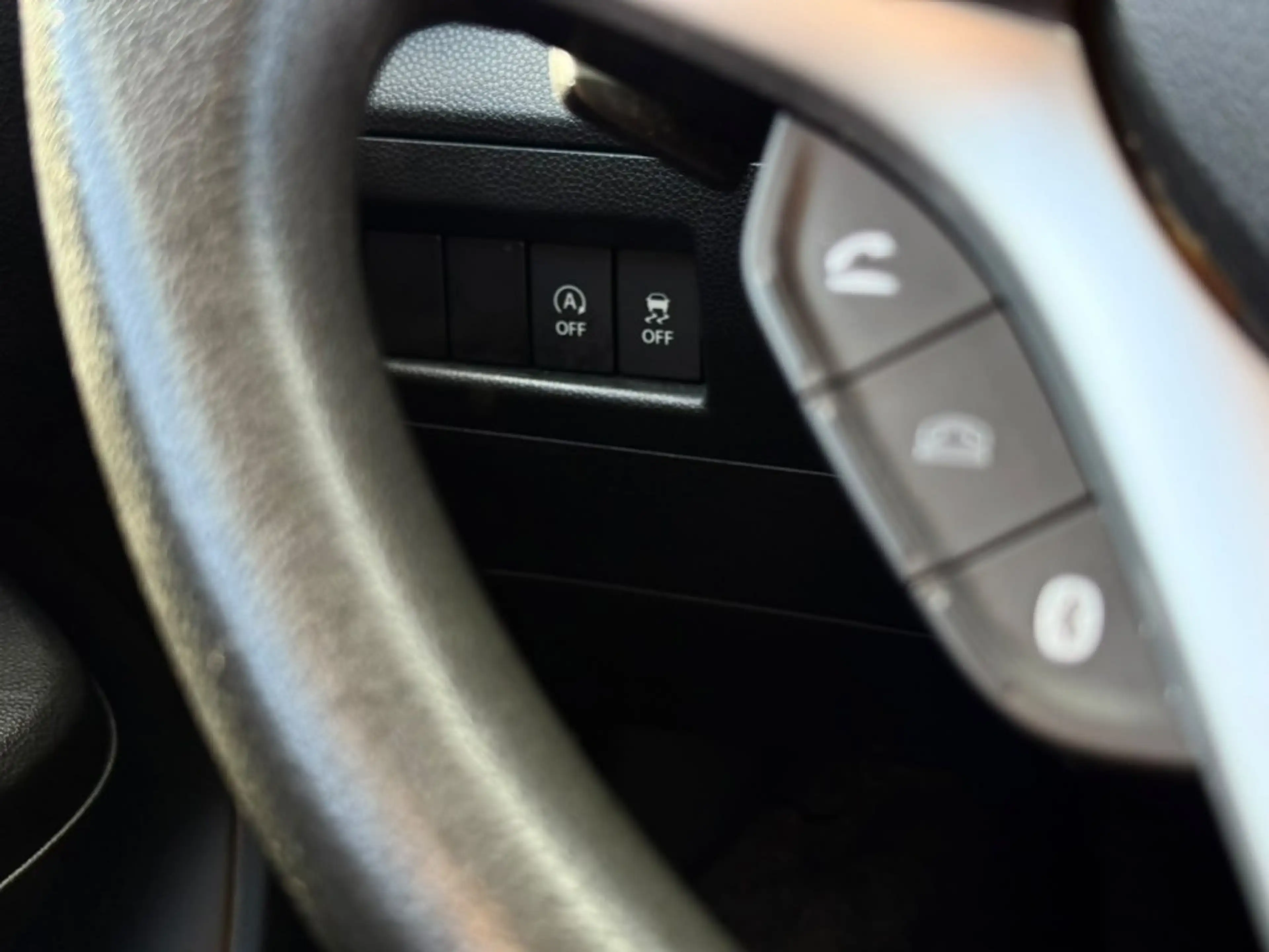 Suzuki Ignis 1.2 A/T SELECT CARPLAY NAVI CAMERA — photo 15