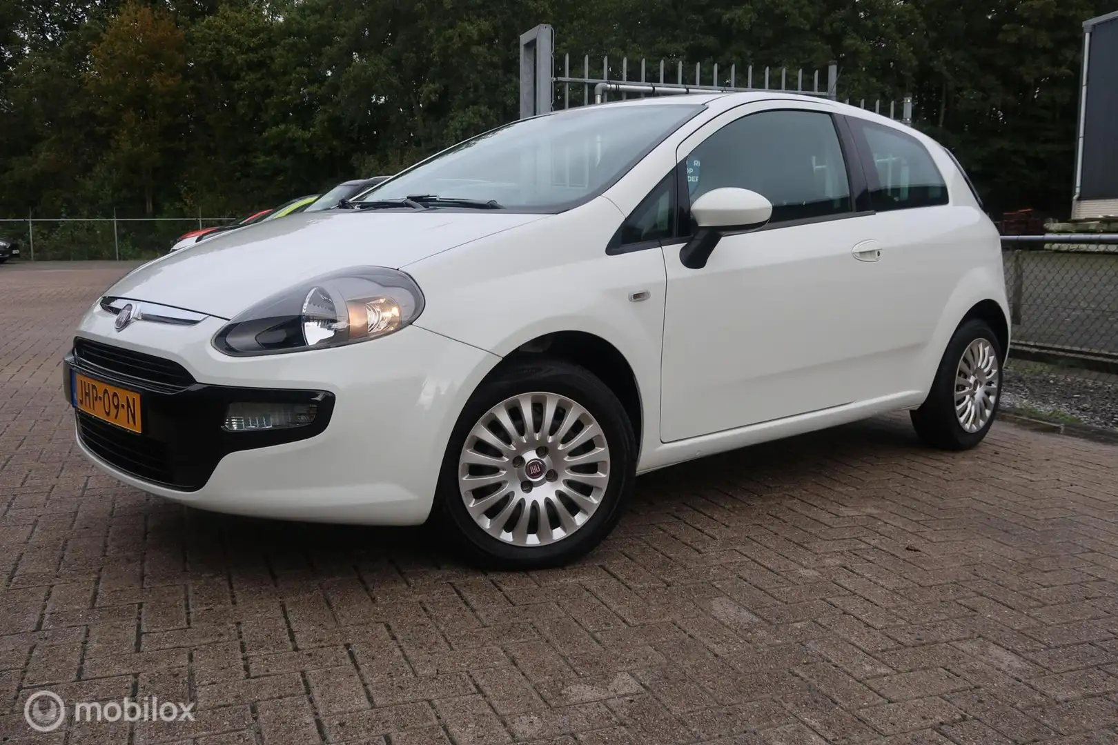 Fiat Punto Evo 1.2 AIRCO Wit - 2