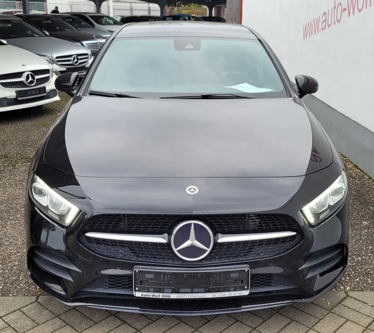 Mercedes-Benz A 180 AMG Line 7G-DCT Navi, LED, PTS... Noir - 2