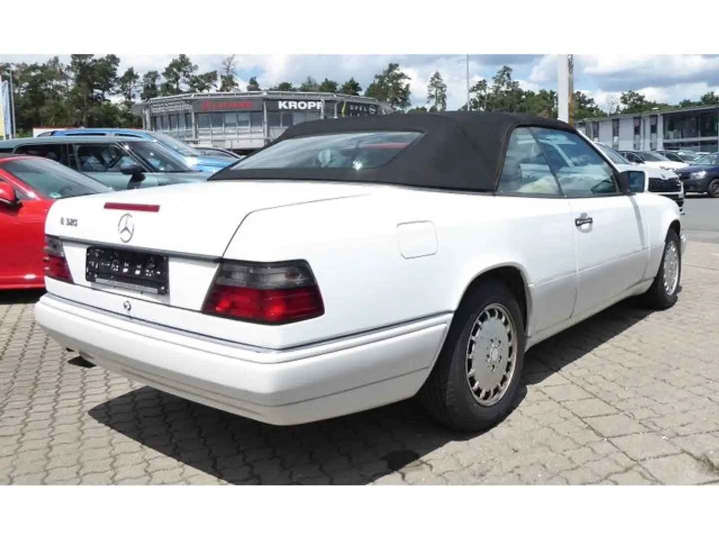 Mercedes-Benz E 320 Cabrio Automatik Sitzheizung Leder 4-Sitze Blanco - 2