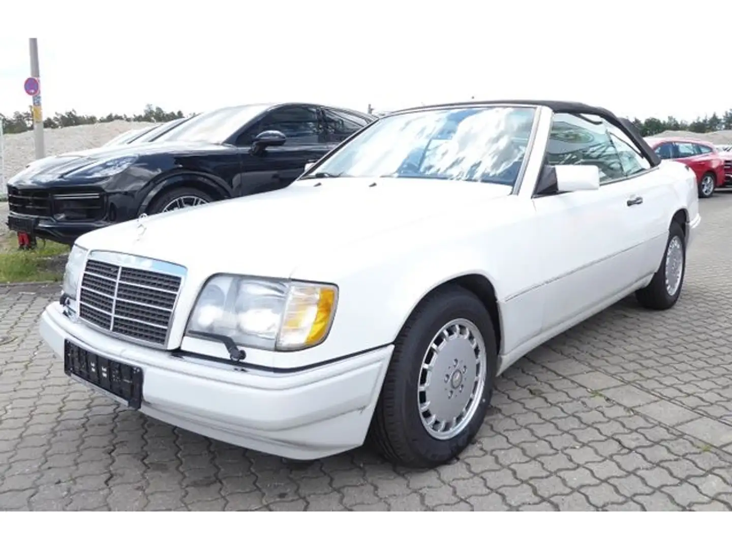 Mercedes-Benz E 320 Cabrio Automatik Sitzheizung Leder 4-Sitze Blanco - 1