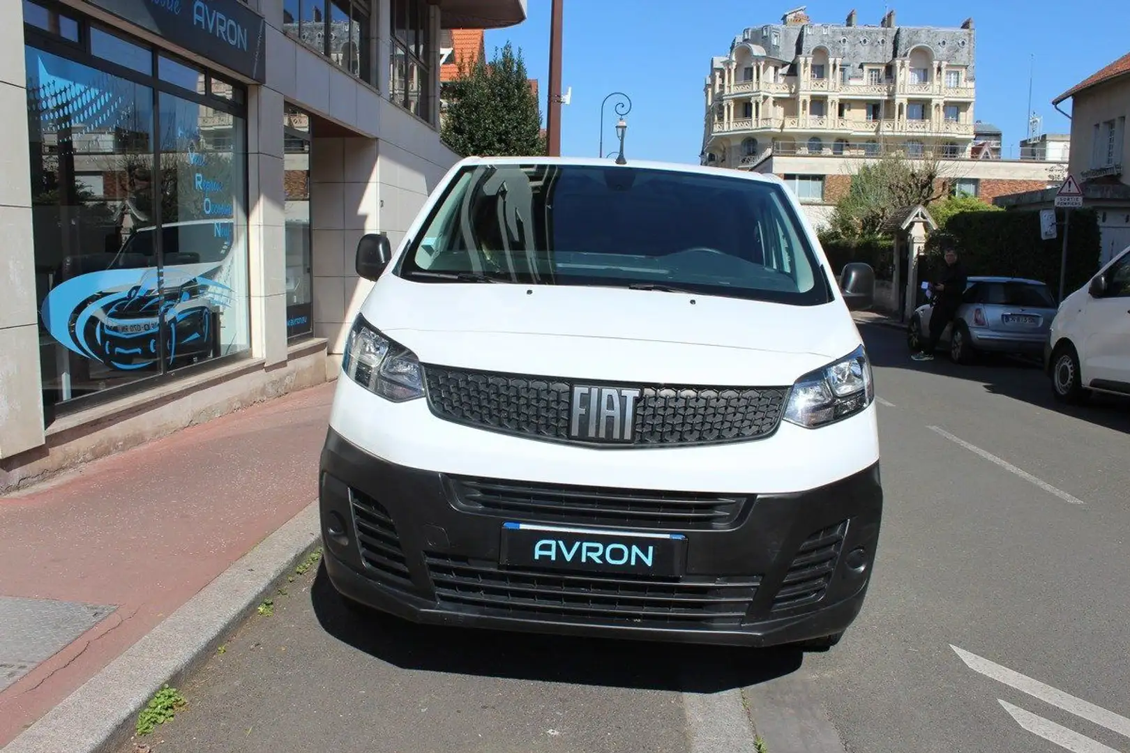 Fiat Scudo III FOURGON 1.5 MULTIJET 120 STANDARD BUSINESS Blanc - 2