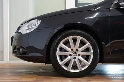 Annonce voiture d'occasion Volkswagen Eos - CARADIZE