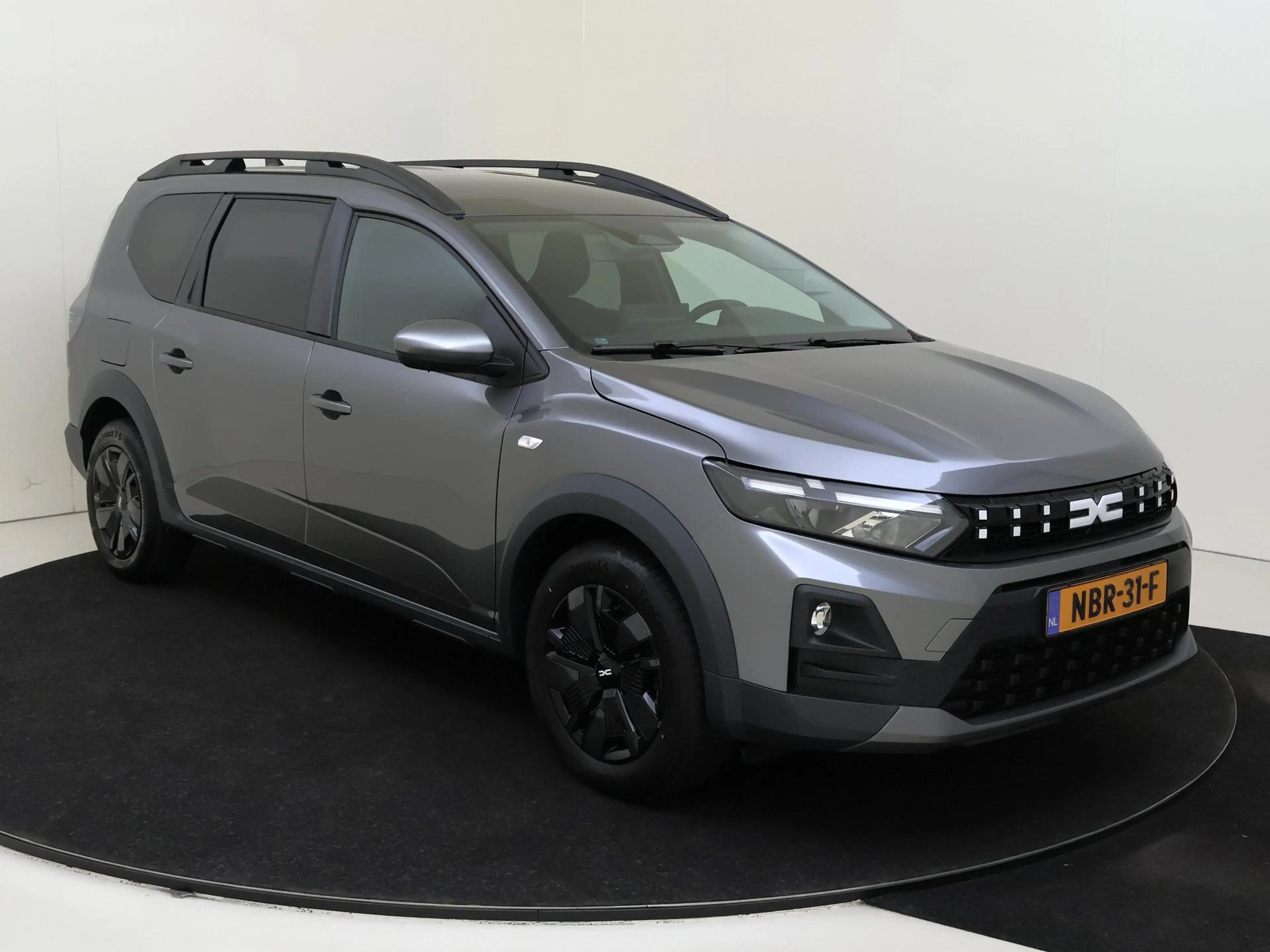 Dacia Jogger 1.8 hybrid 155 expression AUTOMAAT | Pack Comfort — photo 2