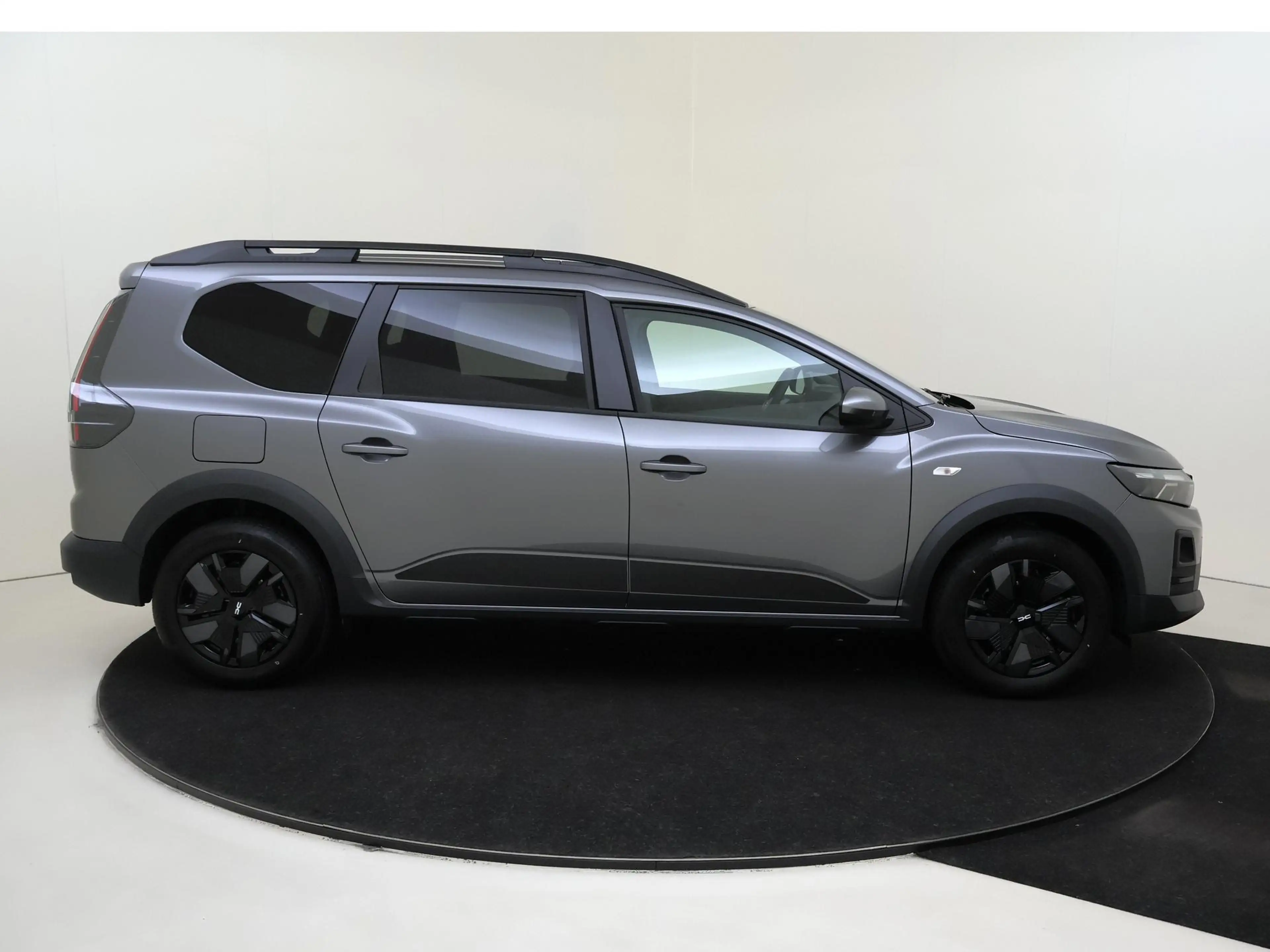 Dacia Jogger 1.8 hybrid 155 expression AUTOMAAT | Pack Comfort — photo 9