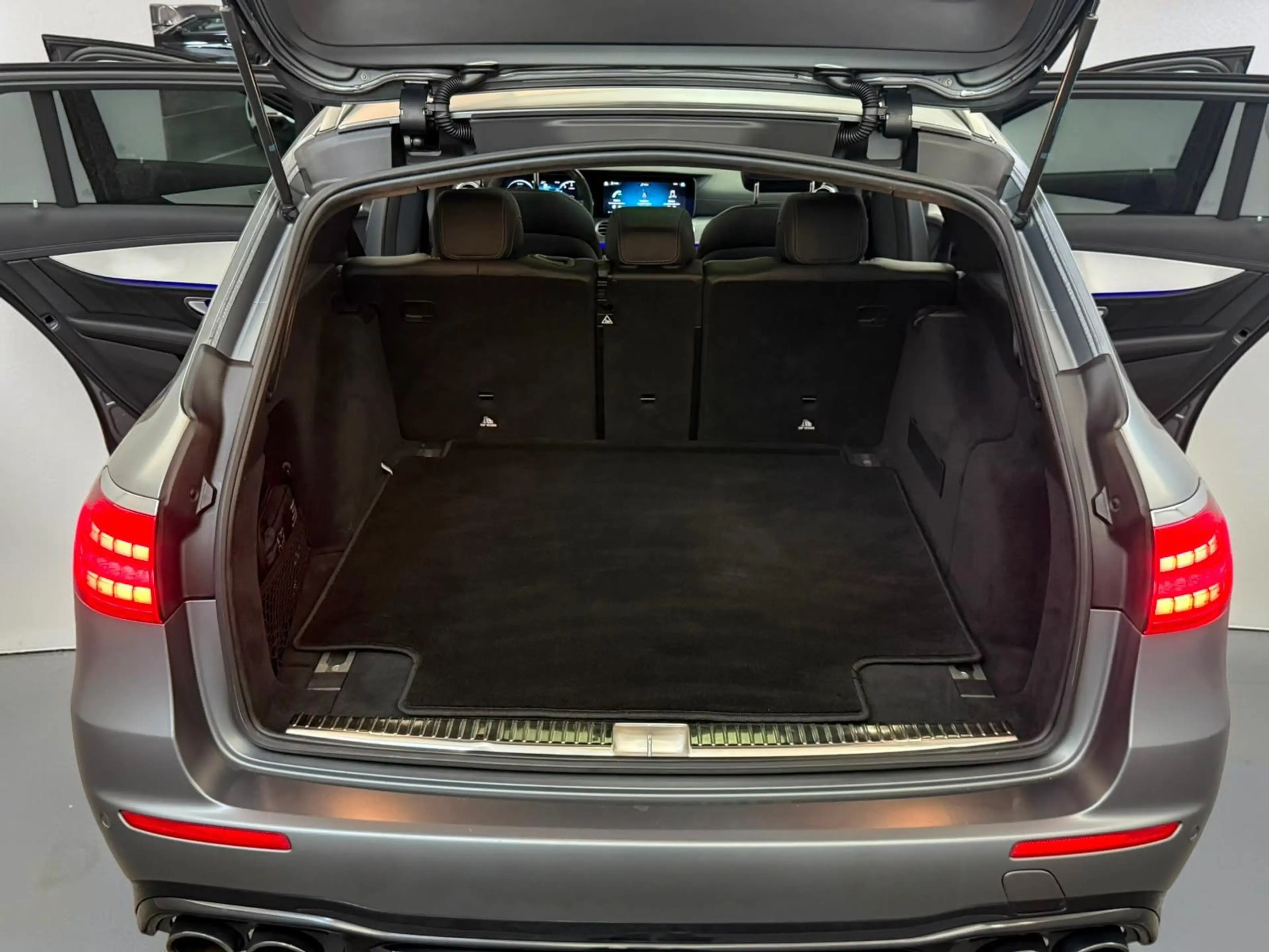 Mercedes-Benz E 53 AMG E 53 4M+ AMG PANO*360*AIRM*HUD*MBEAM*BURM*ACC — photo 15