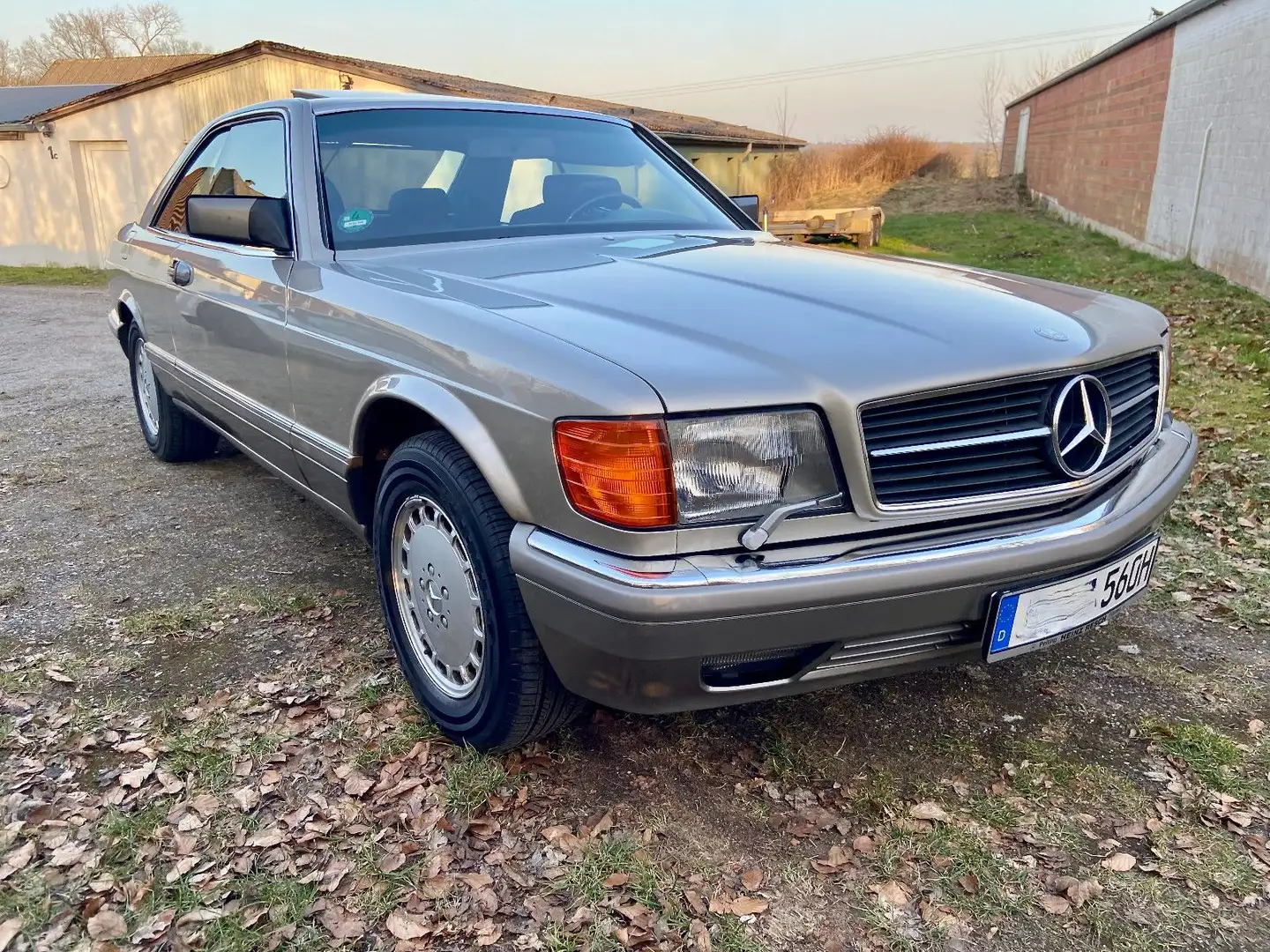 Mercedes-Benz 560 SEC 126 Coupe DE-Fzg mit TOP Historie Silber - 1