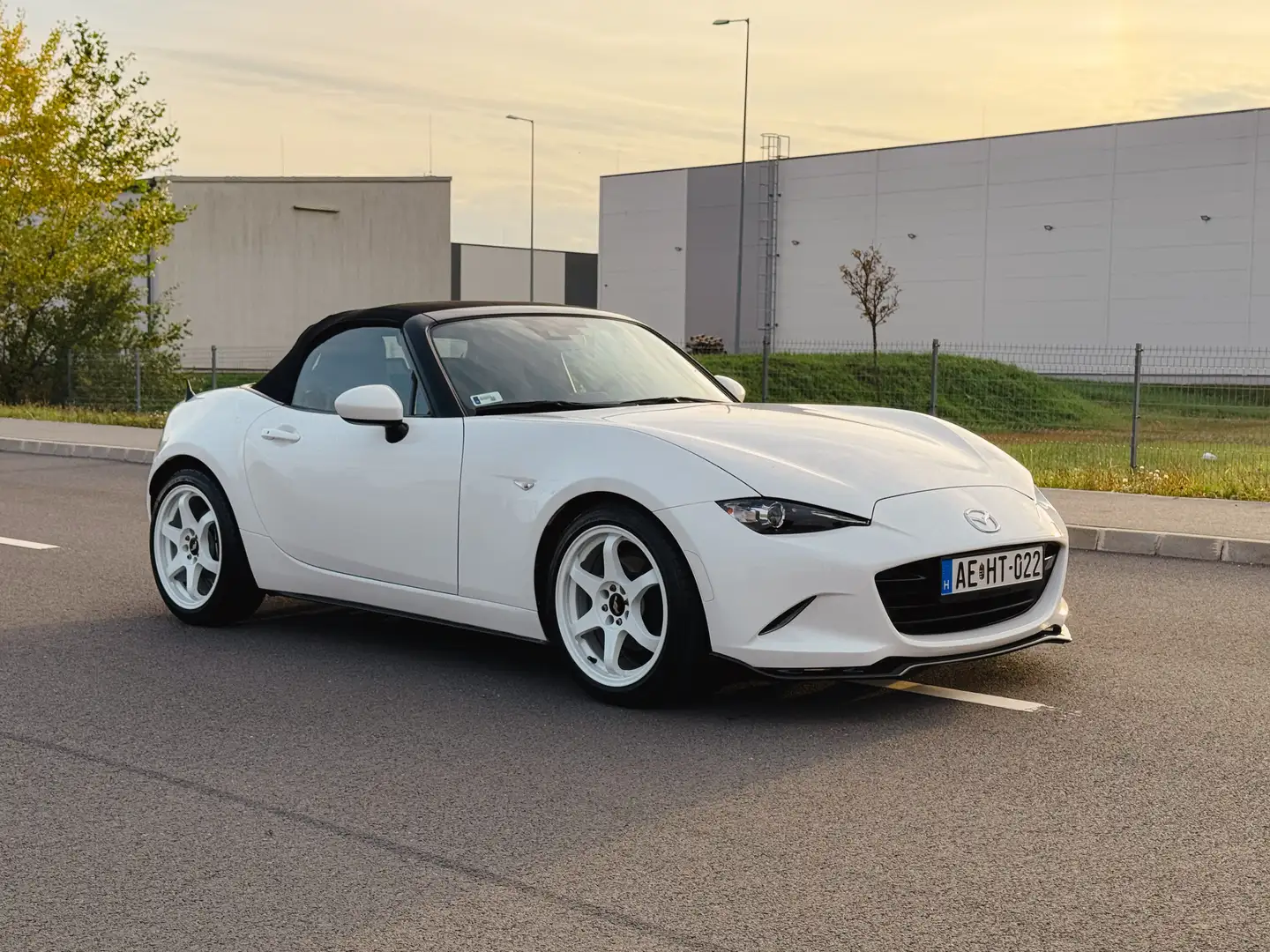 Mazda MX-5 ND SKYACTIV-G 2.0 Exclusive-Line/// BOSE - 2