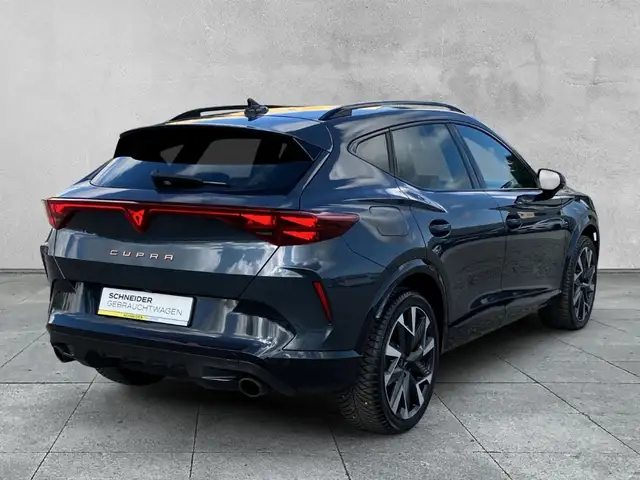 Cupra Formentor view 5