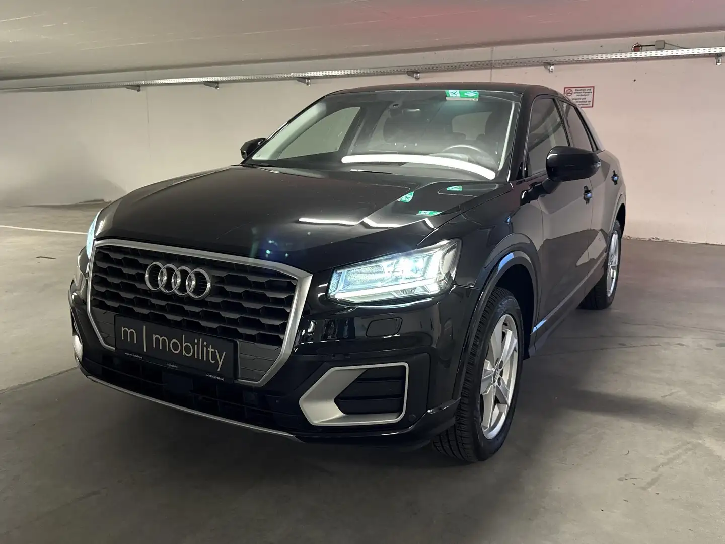 Audi Q2 35 TFSI Sport DSG, AHK, ACC, SHZ, Schwarz - 2