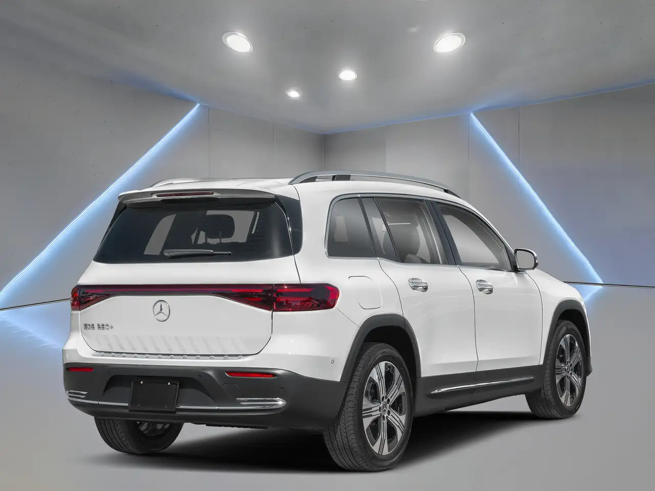 Mercedes-Benz EQB снимка Mercedes-Benz EQB