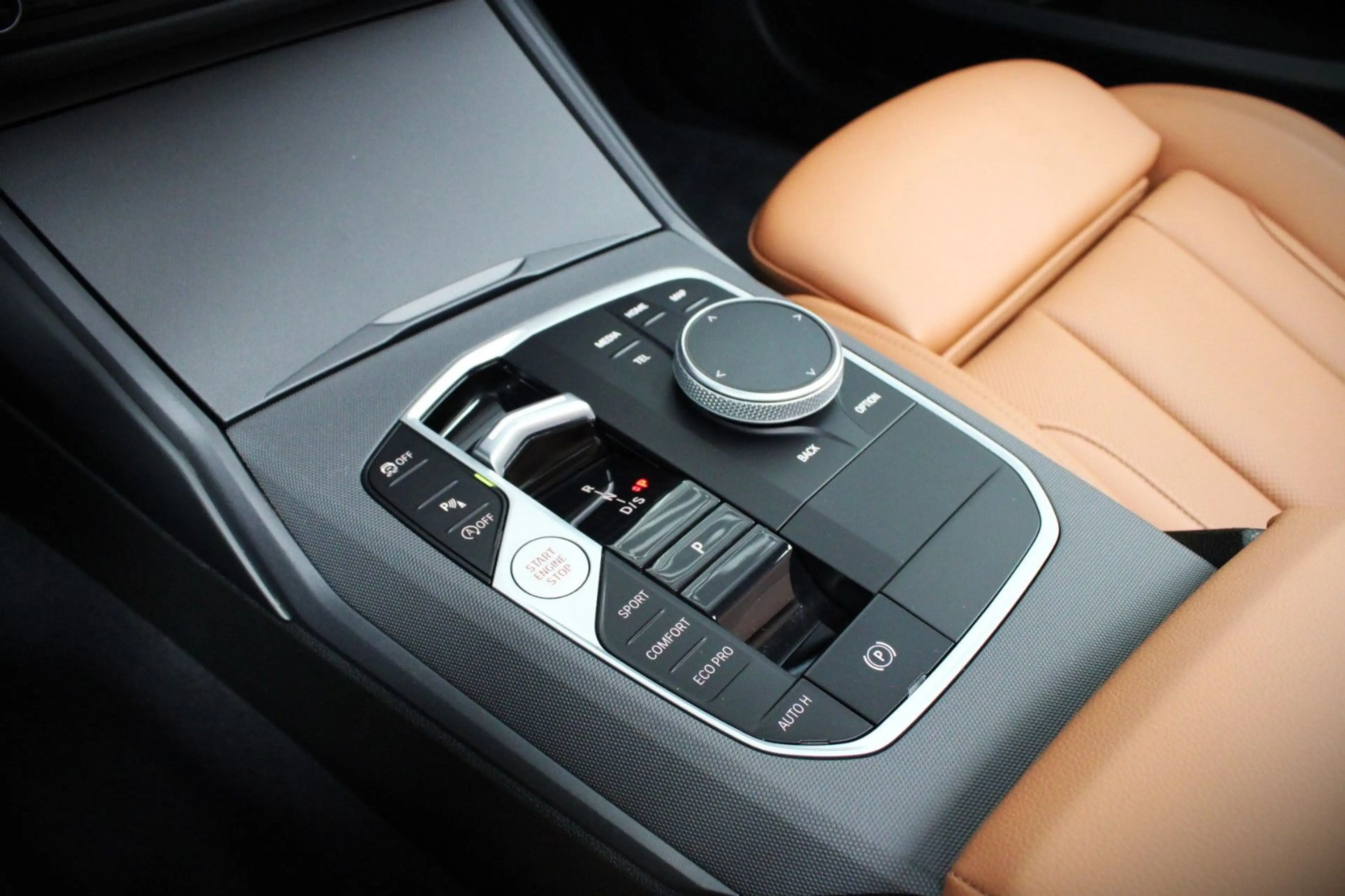 BMW 220 i COUPE #SPORT-AUTO #FACELIFT #CURVED #GSHD — photo 7