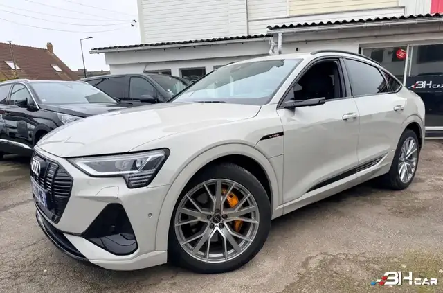 Audi e-tron SPORTBACK QUATTRO 408 SLINE SOH 91