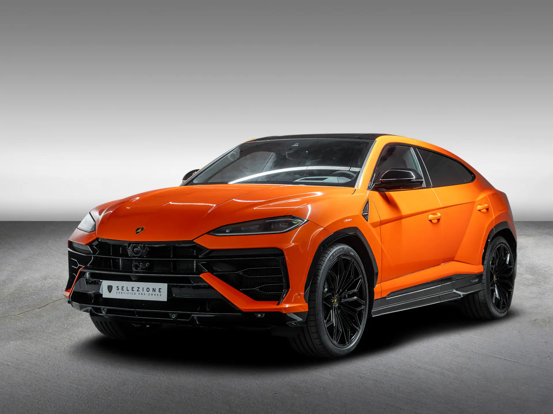 람보르기니 우루스 4.0 V8 Biturbo Plug-in Hybrid 2026 오렌지 사진 7