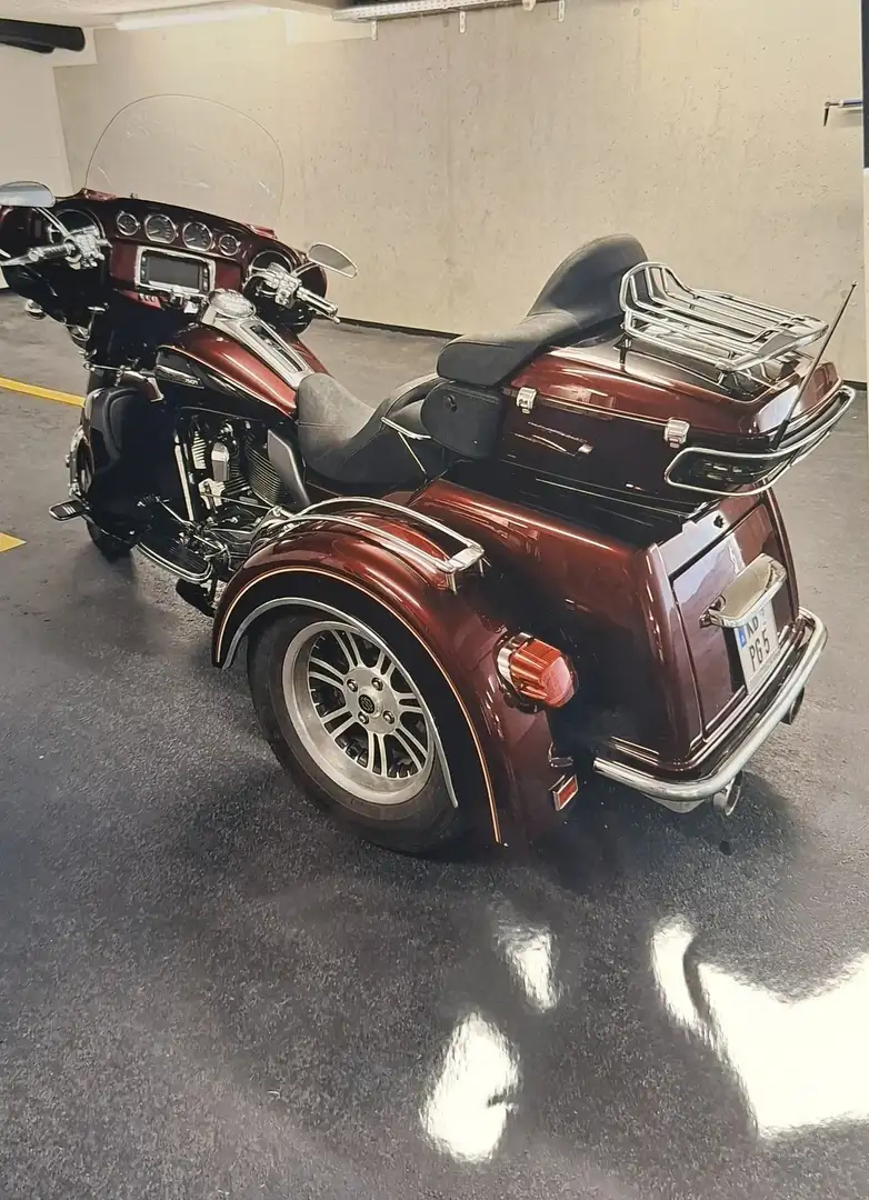 Harley-Davidson Tri Glide Ultra ljubičasta - 2
