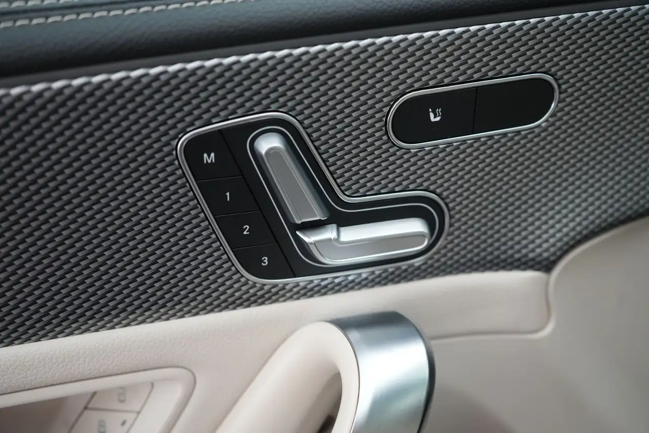 Mercedes-Benz CLA 180dA Business Solution Luxury Plus LEDER/CUIR Mul, миниатюра 22