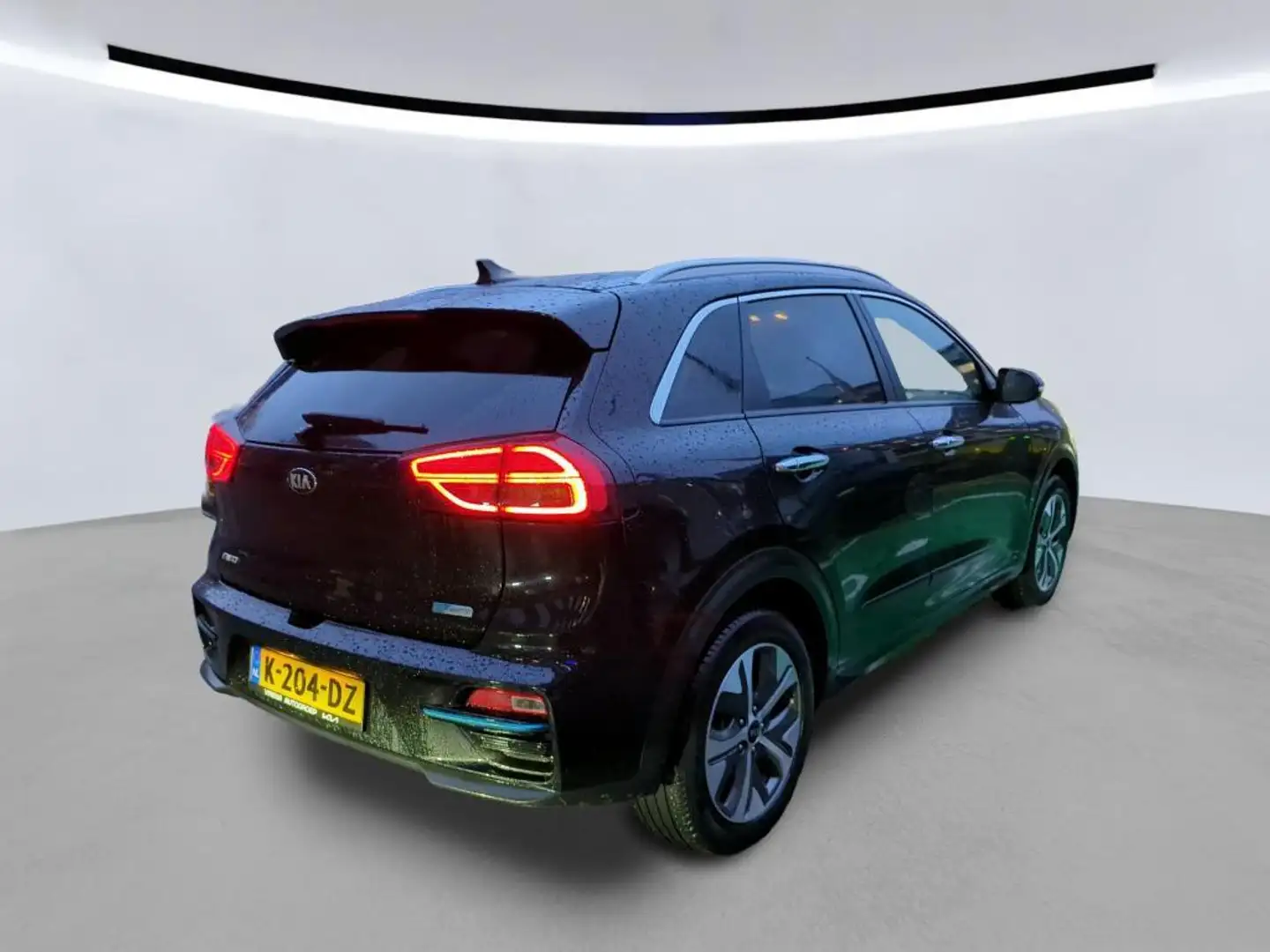 Kia e-Niro ExecutiveLine 64 kWh NL-AUTO | 3PHASE | LEDER Noir - 2