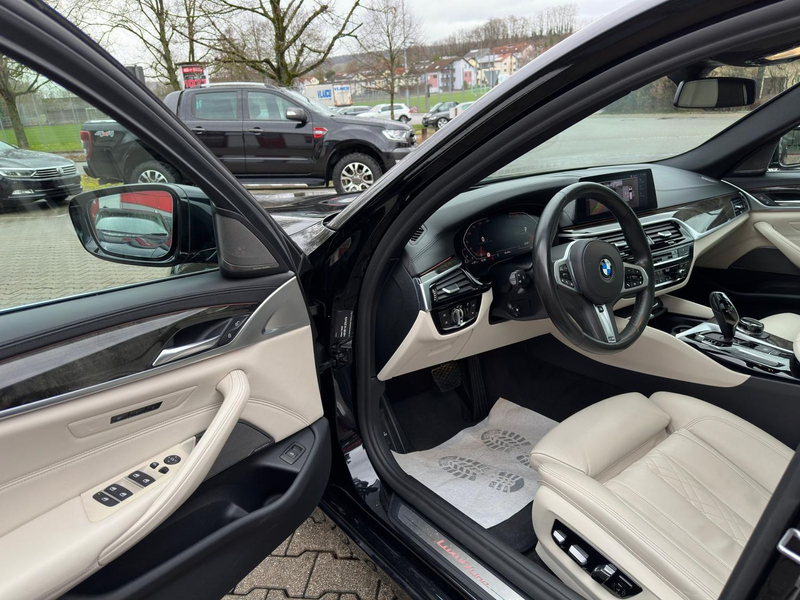 BMW 540 540 d xDrive Luxury Line — photo 14