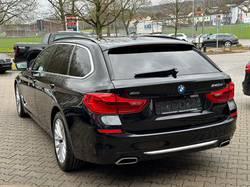 BMW 540 540 d xDrive Luxury Line — photo 4